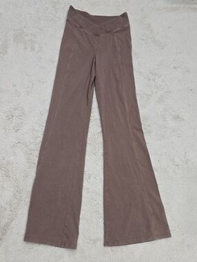 Urban Outfitters Flared Yoga Pants in Taupe Brown